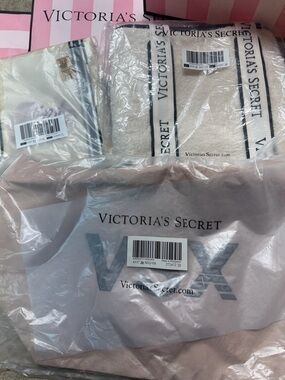 3 Victoria's Secret Cream and furry Tote Set